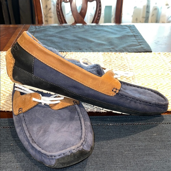 UGG Men\'s Navy and Tan Suede Loafers main image 5
